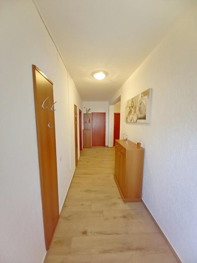 Apartments Tina & Denis Pula Exteriör bild